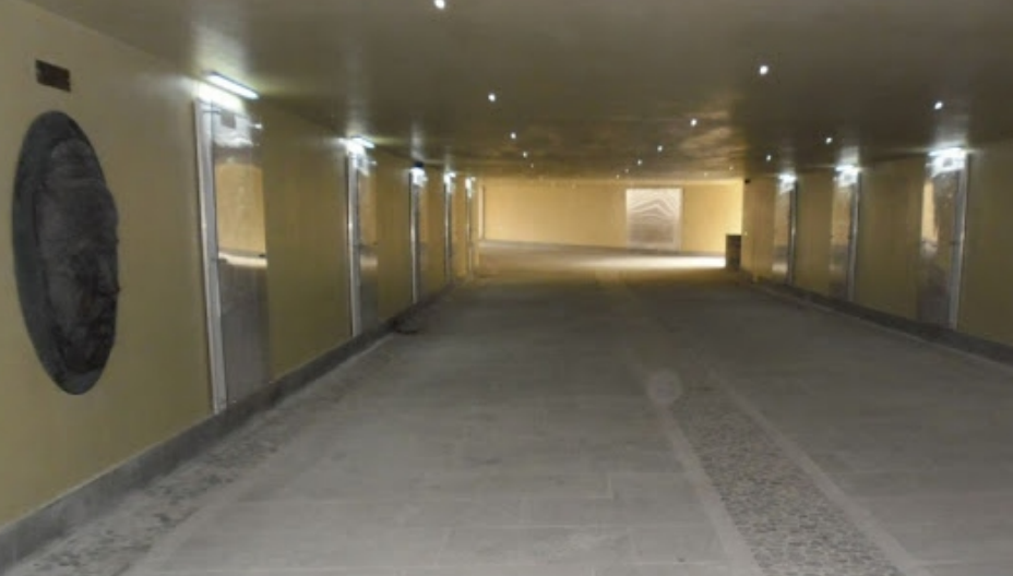 Vedere de Ansamblu Pasaj Latin